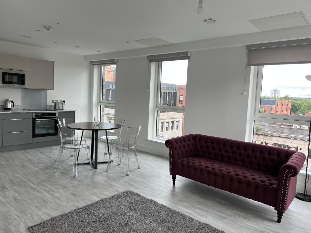 Crown X Chapel Apartments Манчестер Екстер'єр фото